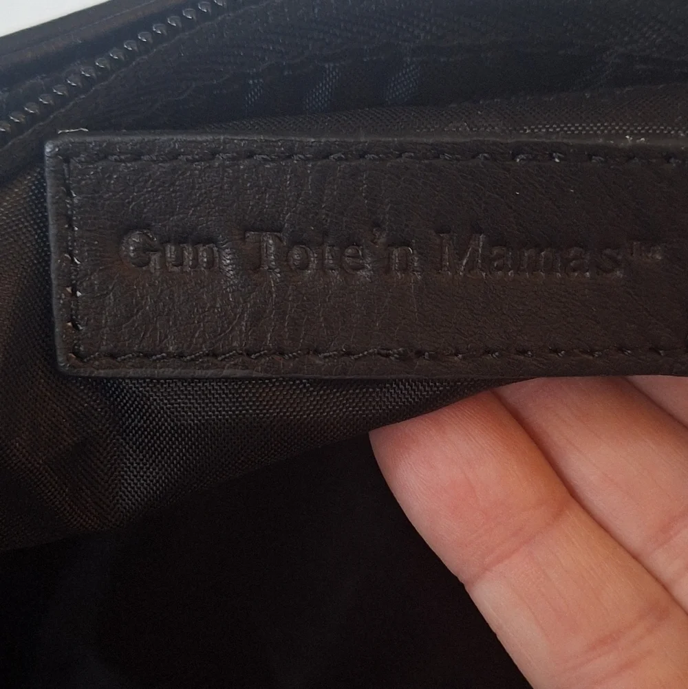 Gun Tote'n Mamas Black Calf Leather Concealed Carry Shoulder Bag Large